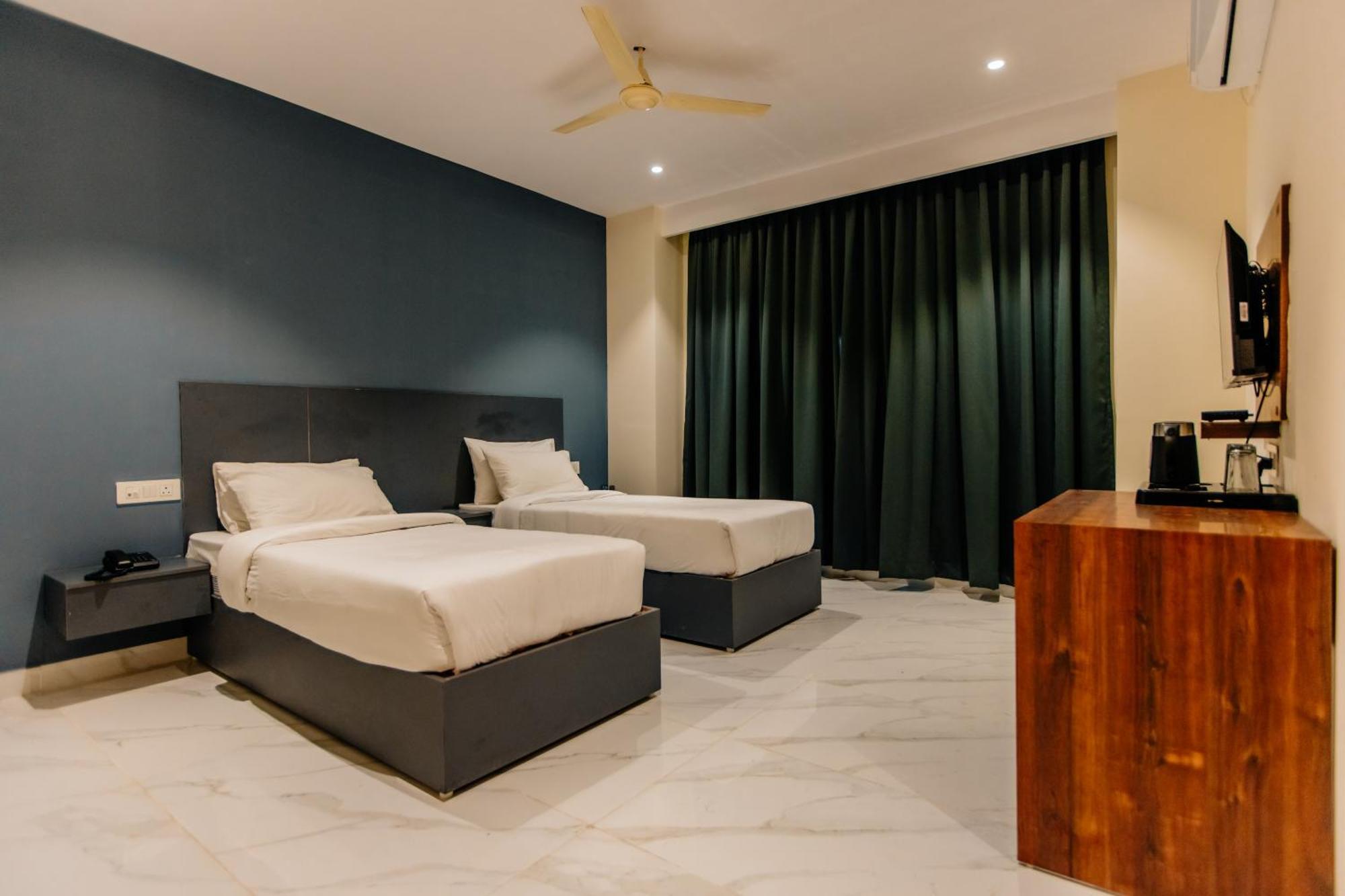 Hotel No 7 Vista Bangalore Esterno foto